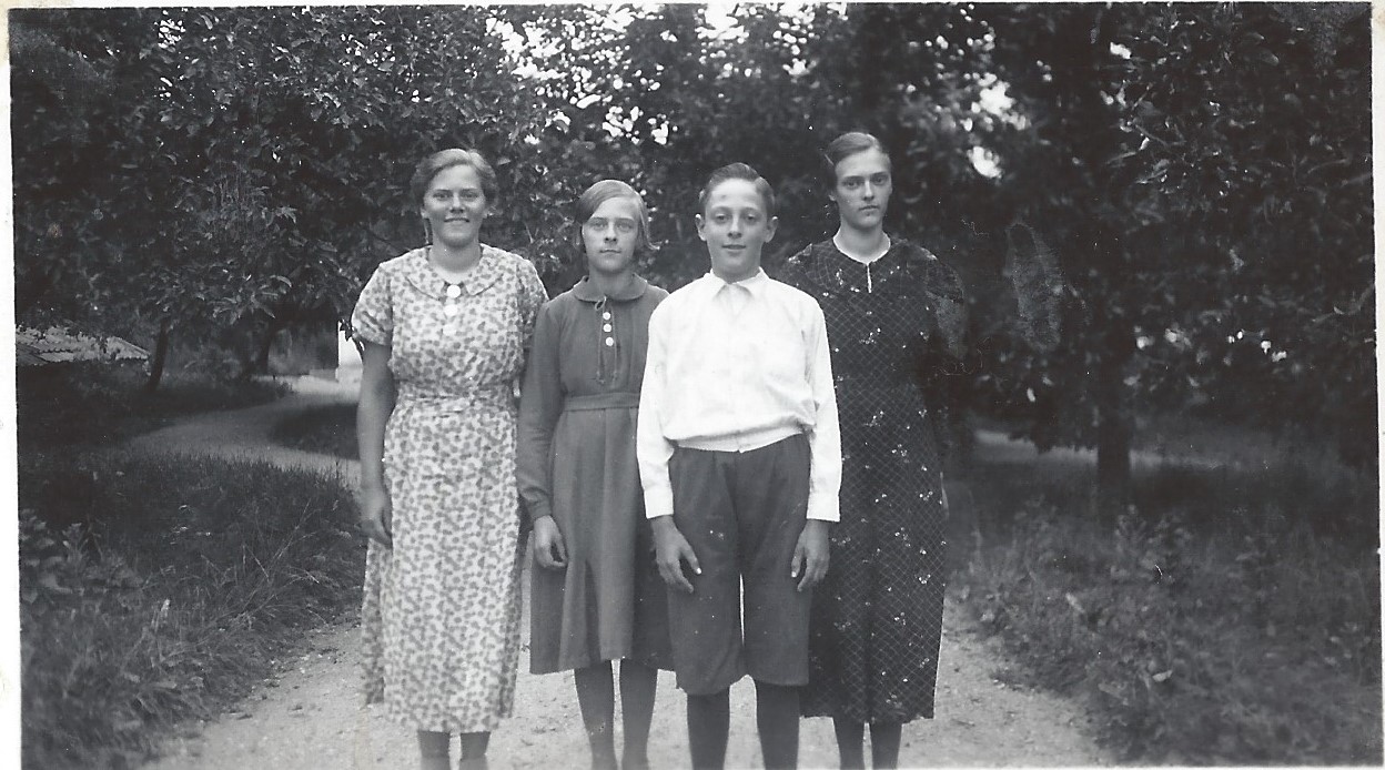 syskonen Andersson ca 1937